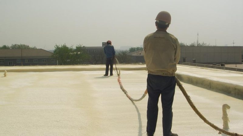 卫生间防水卷材与涂料：揭秘其差异与应用